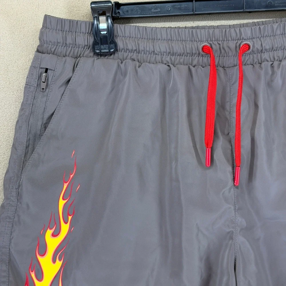 Bruce Lee‎ The Dragon Shorts Gray Flame Print Athletic Trunks Men's Large